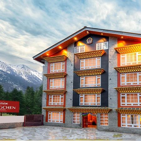 Summit Gangchen Hotel Лачин Екстериор снимка